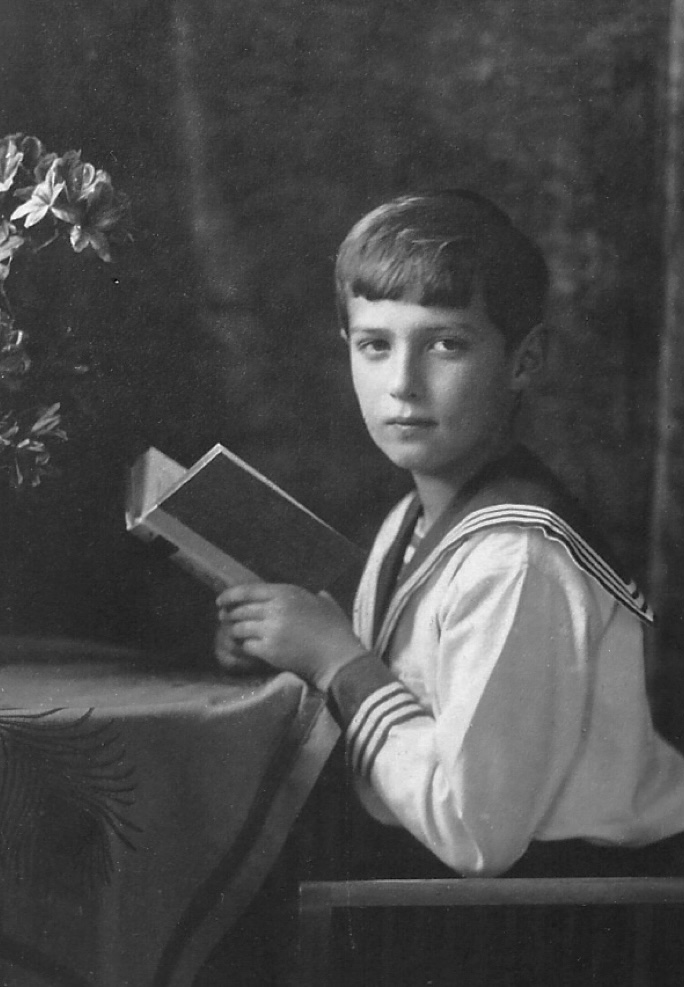 Alexei Sayle Net Worth: Beyond Lesley Sharp